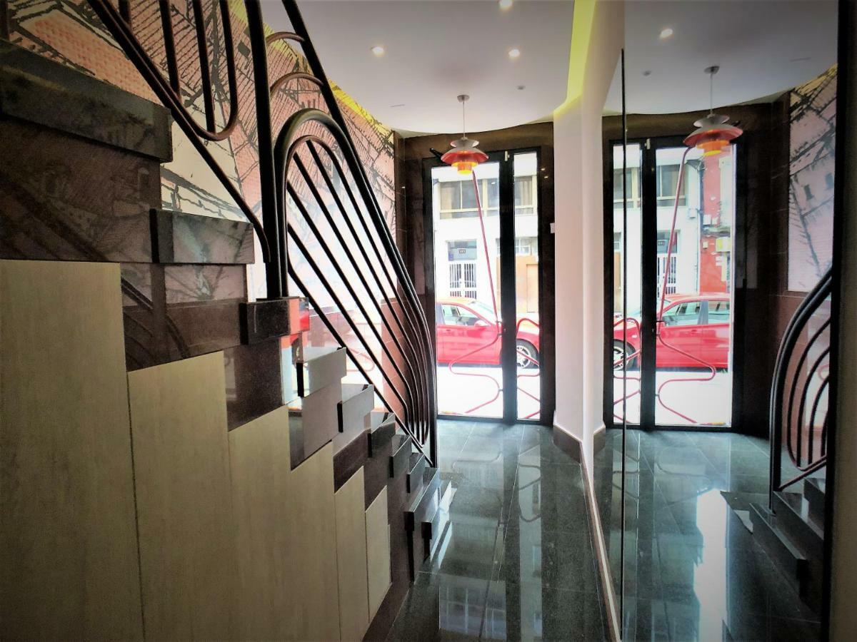 4 Apartamentos De Autor Lugo Luaran gambar