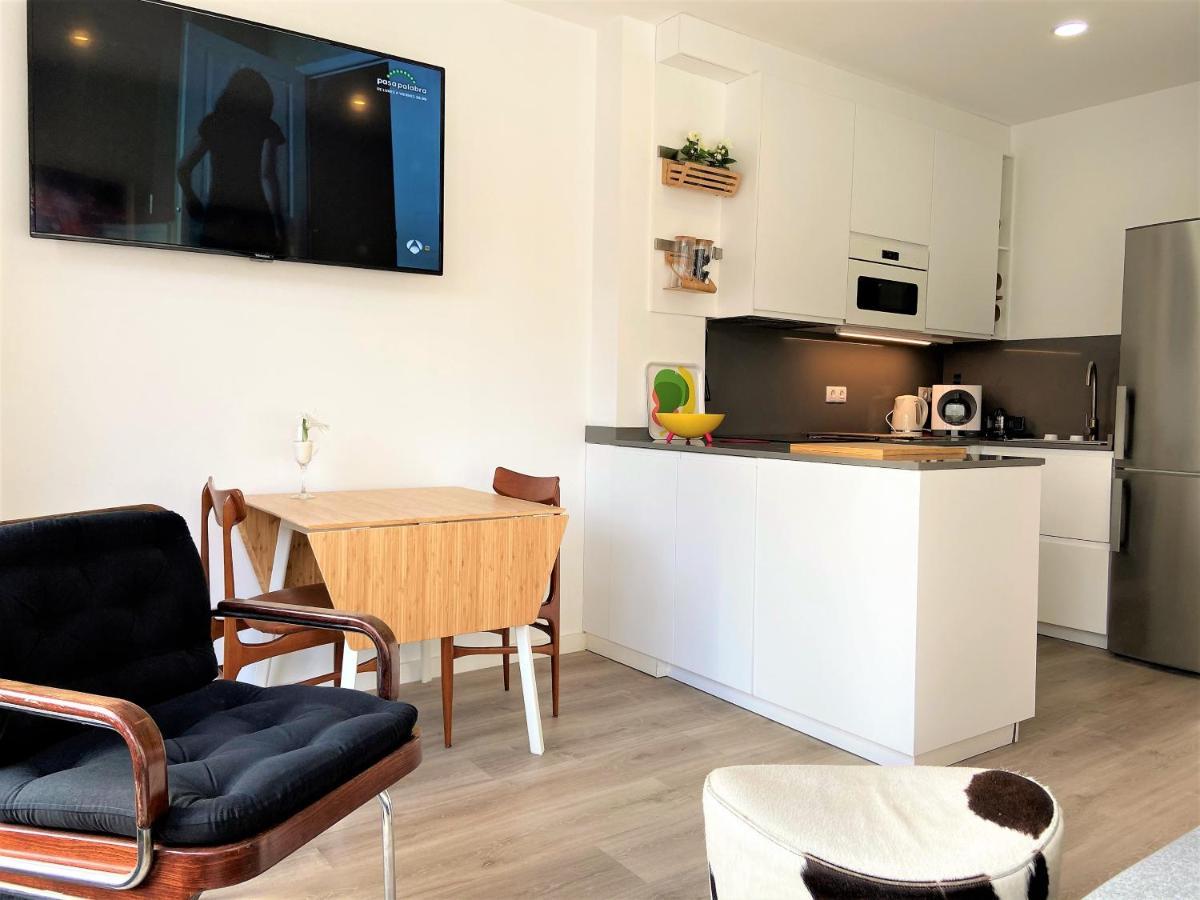 4 Apartamentos De Autor Lugo Luaran gambar