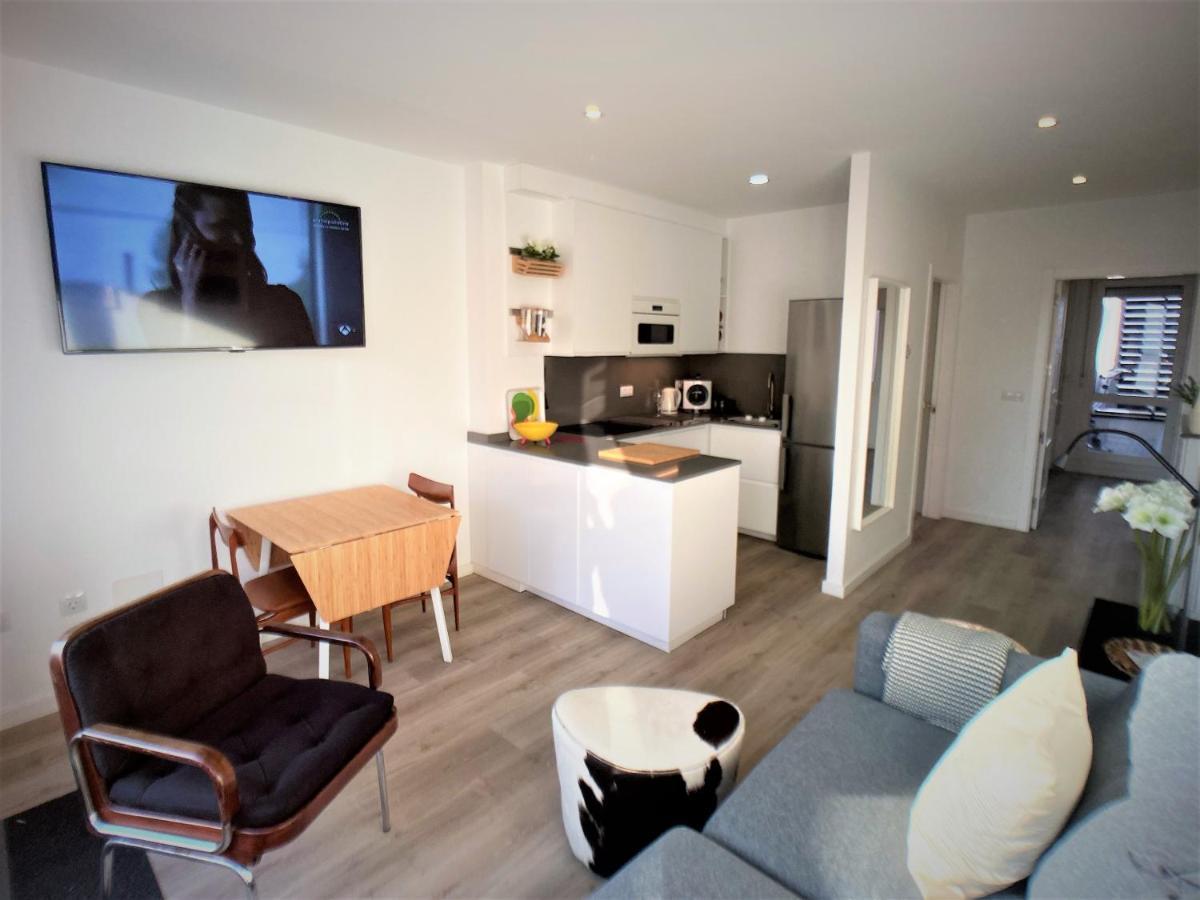 4 Apartamentos De Autor Lugo Luaran gambar